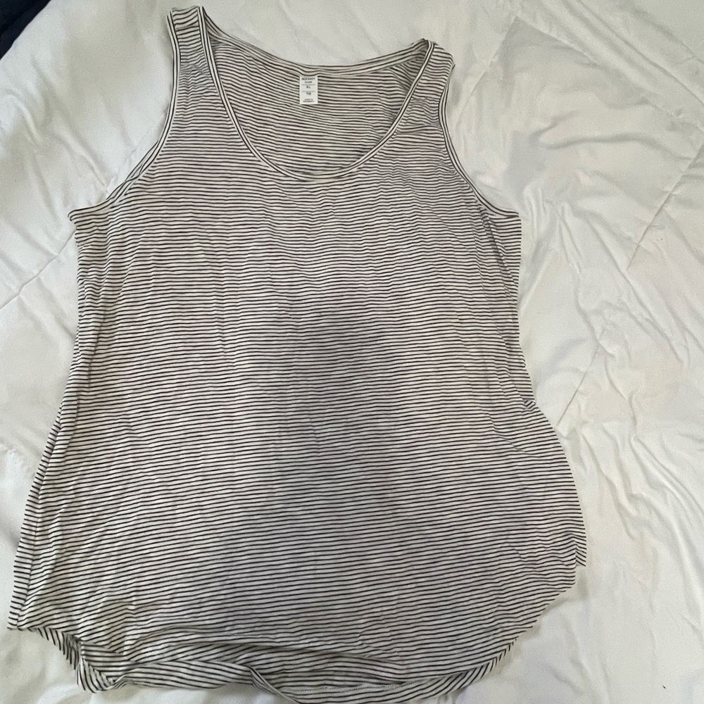 Sleeveless tank